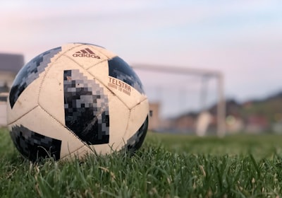 ميلان ويوفنتوس بث مباشرمواجهة كلاسيكية في الدوري الإيطالي