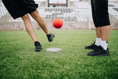 الدوري الجزائريتاريخ عريق ومستقبل مشرق لكرة القدم الجزائرية