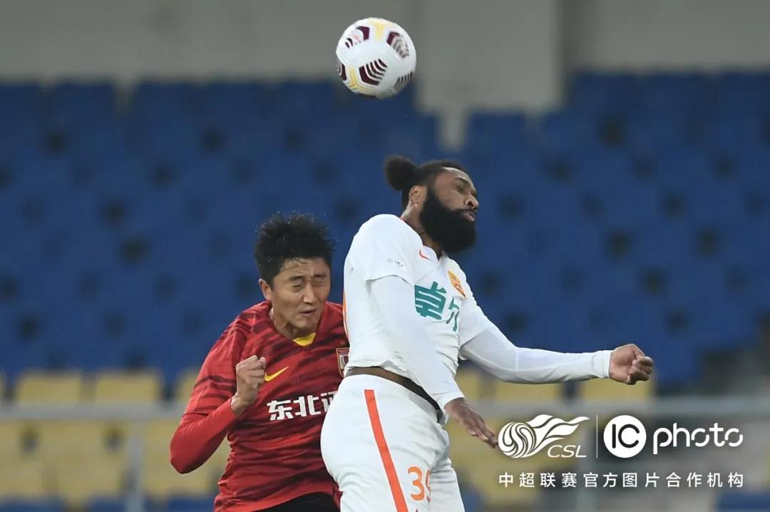 مباراة الأهلي والزمالكموعد القمة الكروية في مصر مباراة الأهلي والزمالكموعد القمة الكروية في مصر