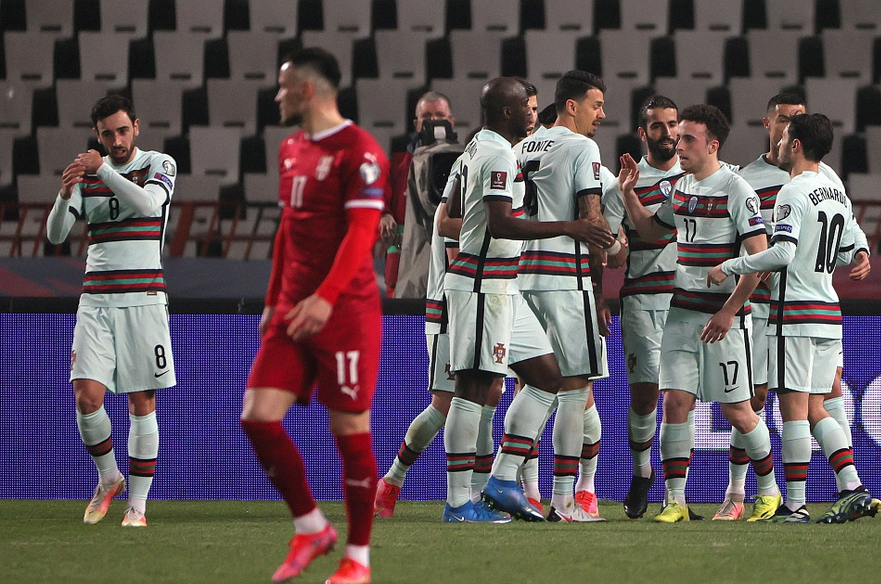 ميلان روما مباشرمواجهة نارية في الدوري الإيطالي