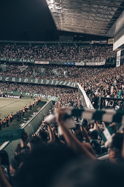 مجموعات دوري أبطال أوروبا 2018تحليل شامل لأبرز المفاجآت والأداء